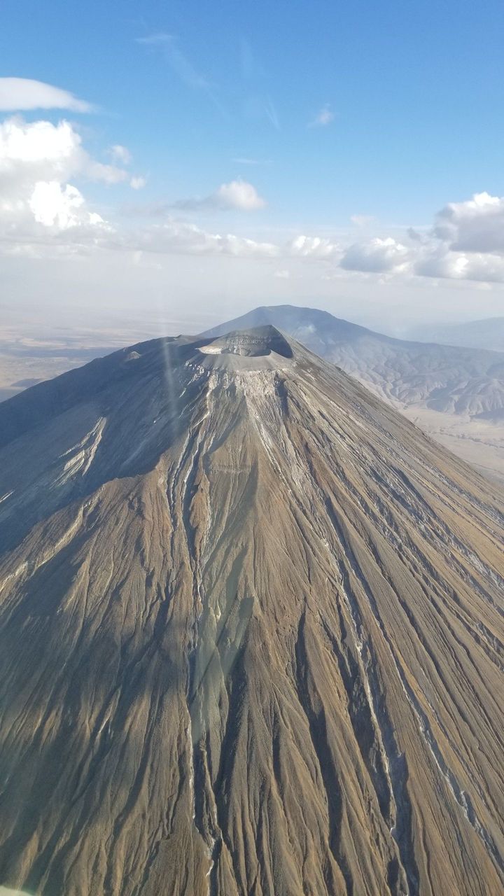 Ol Doinyo Lengai active volcano climbing - 2-day luxury expedition in Tanzania